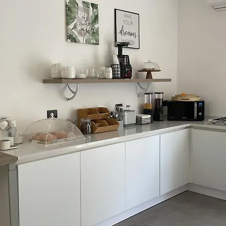 ベッド・アンド・ブレックファスト Amaranto 4*